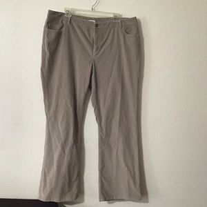 Designer women, pants. Liz Claiborne.